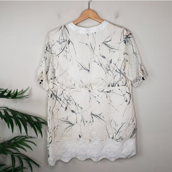 Lauren Moffatt | Silk Floral Print Short Sleeve Blouse Size Medium - Picture 5 of 7